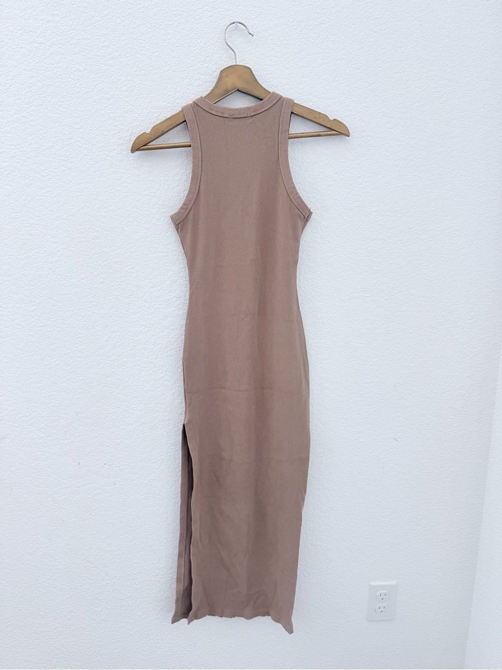 Meshki- Viola Ribbed Midi Split Racer Back Dress- S - Picture 5 of 6